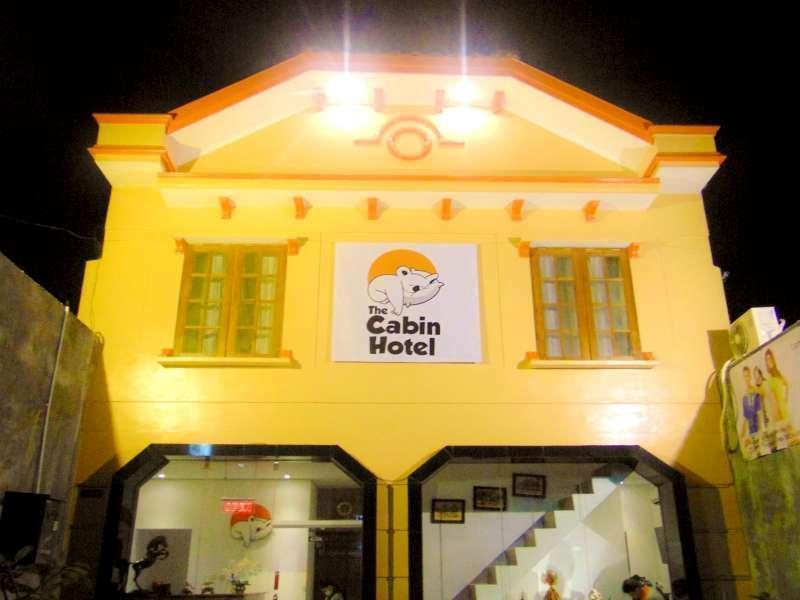 Cabin Hotel Bhayangkara Yogyakarta Exterior foto