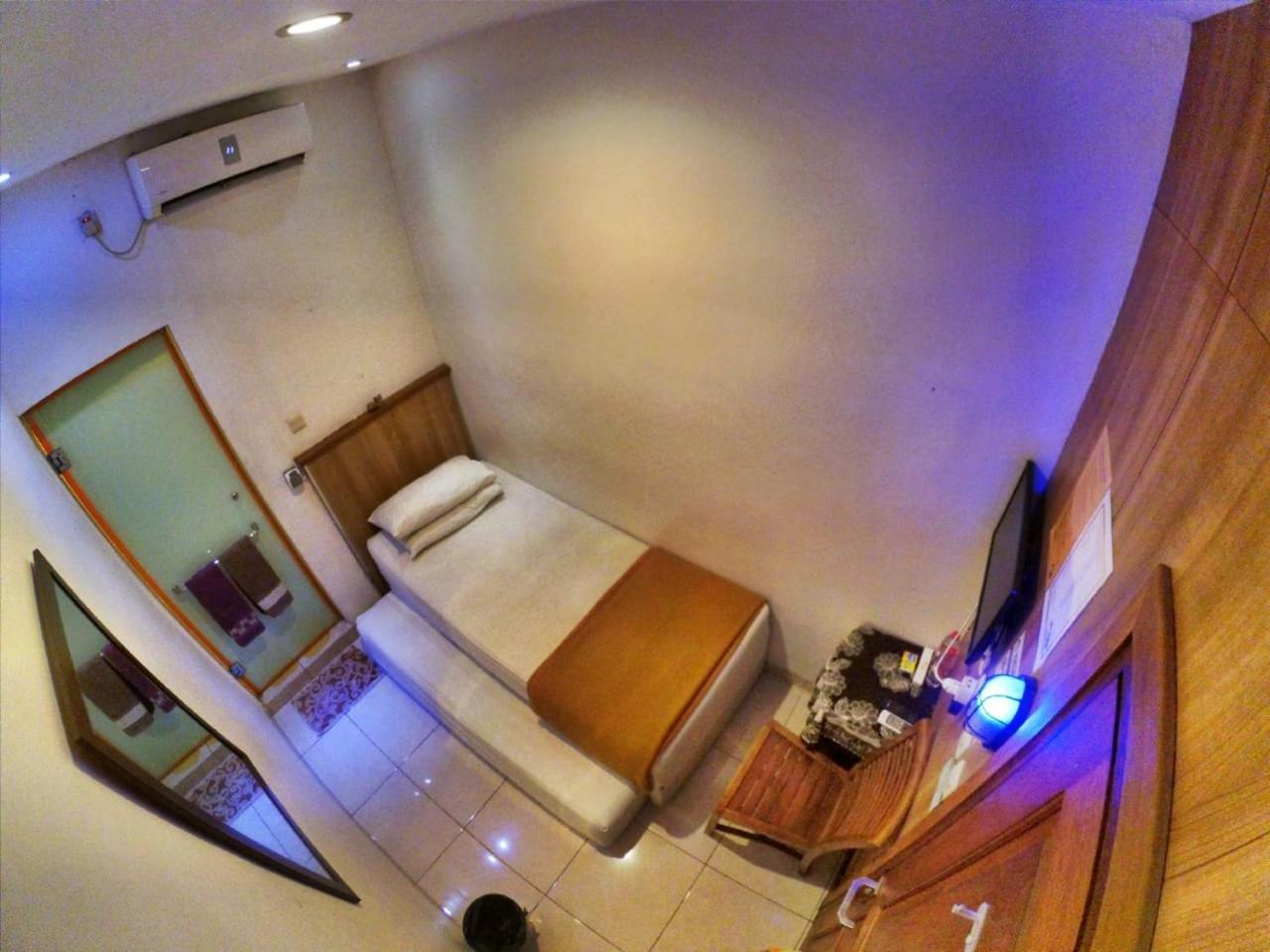 Cabin Hotel Bhayangkara Yogyakarta Exterior foto